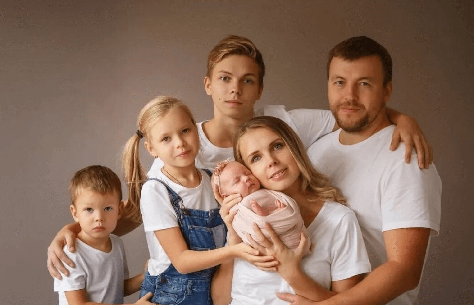 Землю у многодетных семей больше не будут изымать за долги.